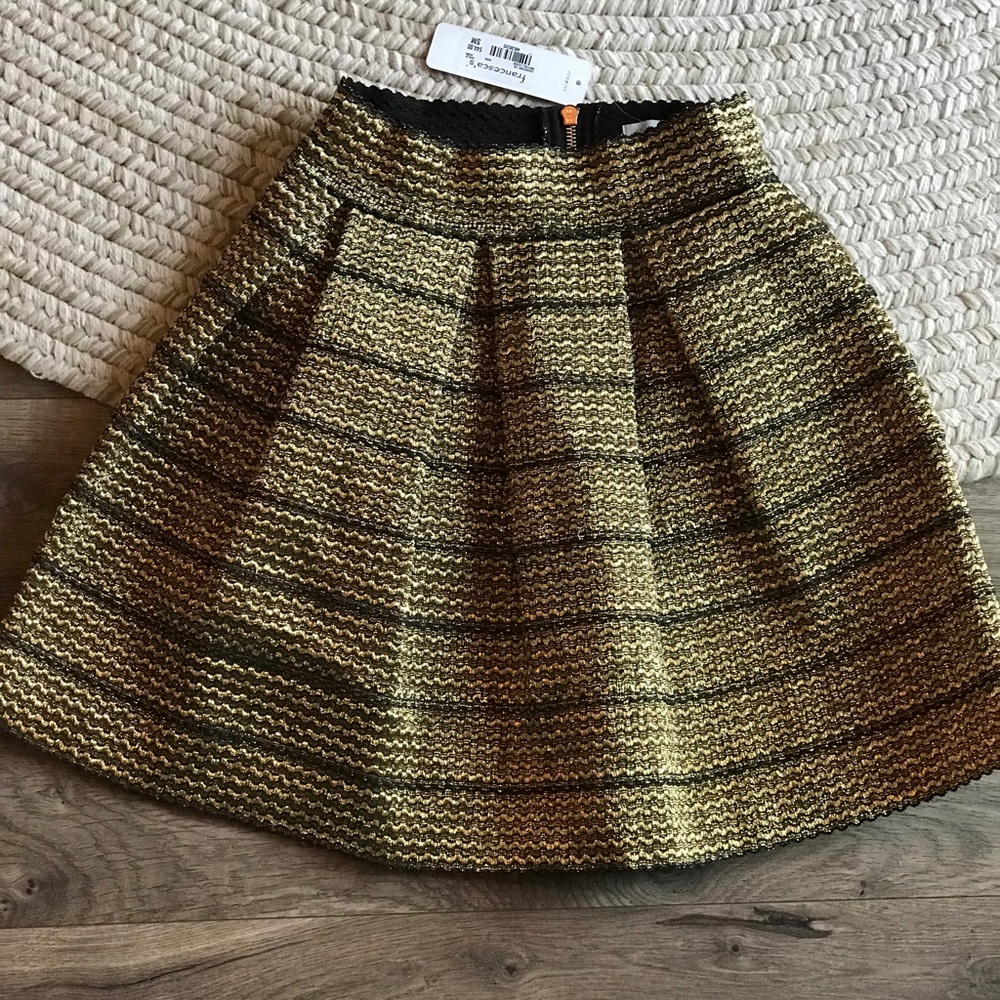 Gold and black skirt